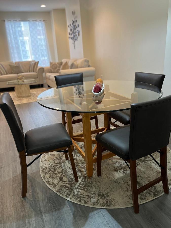 Cozy Located In A Prime Area.
